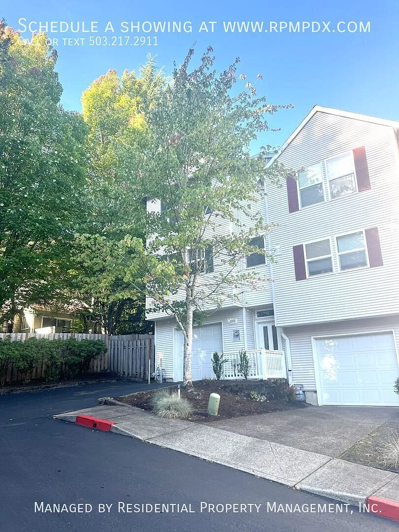 Discover Cougar Ridge in the heart of Murrayhill - 3 Bedroom Townhome — Photo 2