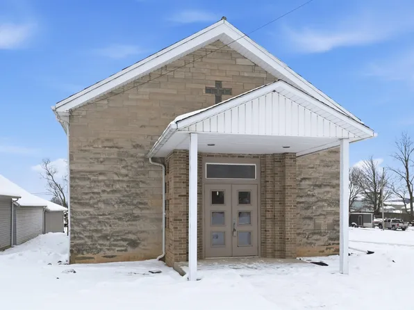 128 Michigan Ave, Corunna, IN 46730