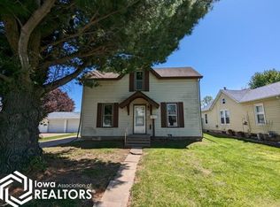 513 Hedge Ave, Burlington, IA 52601