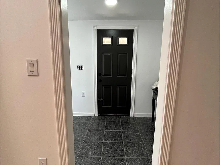 6 Alexander Pl — Photo 8