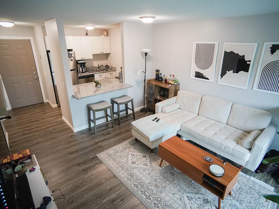 450 Somerset Ave #501
