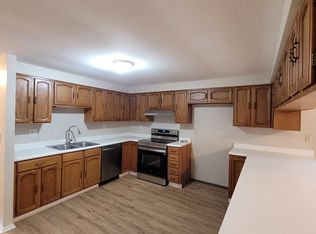 3192 Kingswood Dr, Grove City, OH