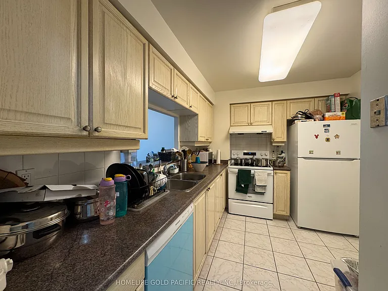 68 Corporate Dr #2522 — Photo 4