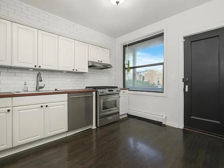 741 W Wellington Ave #1 — Photo 8