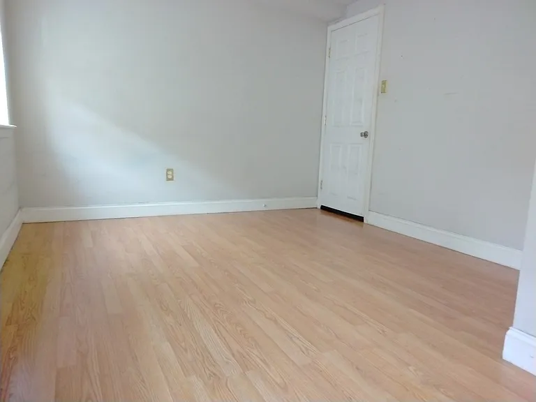 1627 Francis St #2B — Photo 7