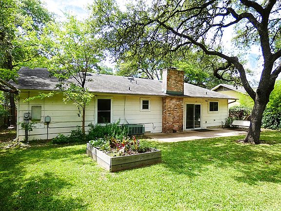 2nd image of 7405 Whispering Oaks Dr
