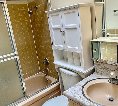 5th image of 1273 11th Ave APT 5