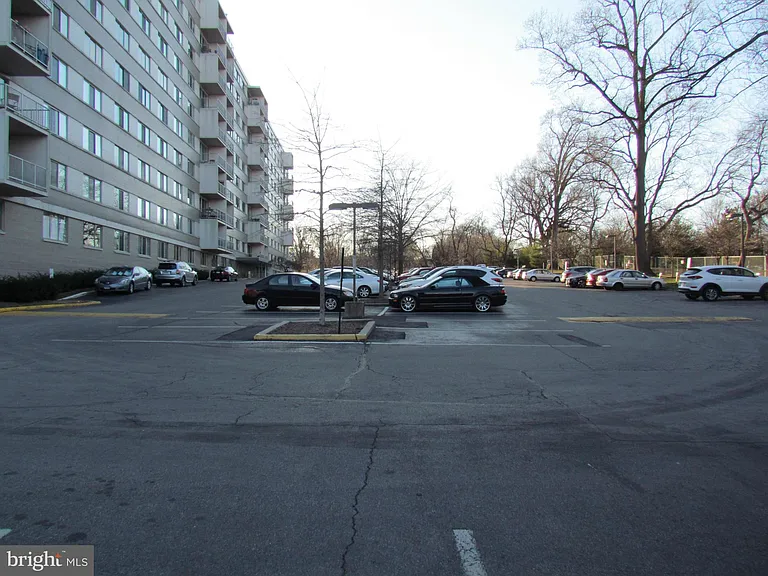 4977 Battery Ln #203 — Photo 34