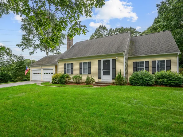 329 Oakmont Road, Cummaquid, MA 02637
