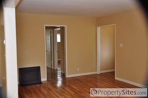 5th image of 3133 Entrada Dr