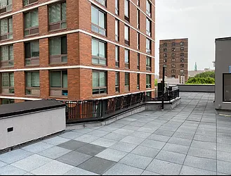 Rented by Loom Capital Group Inc.