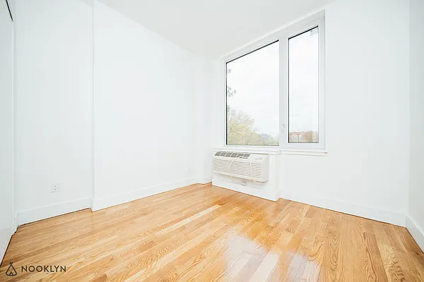 Rented by Nooklyn NYC LLC | media 8