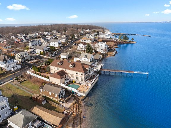 2nd image of 114 Cove St