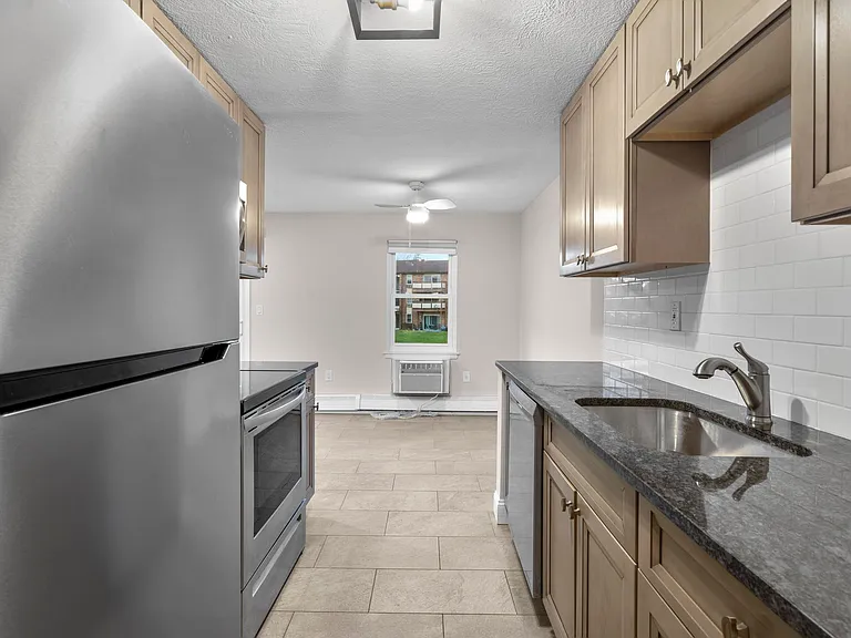 45 Jefferson Rd #1-7 — Photo 8