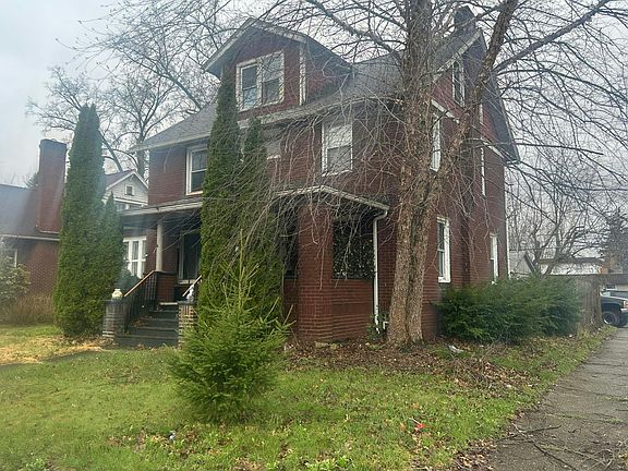 2nd image of 304 Kenilworth Ave SE