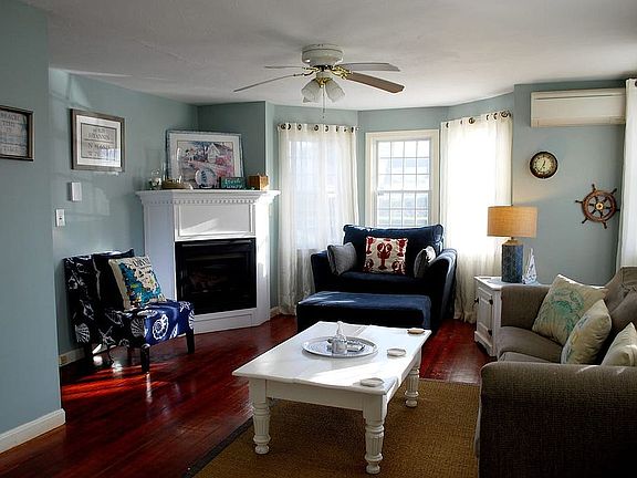 Living Room w/ HW floors