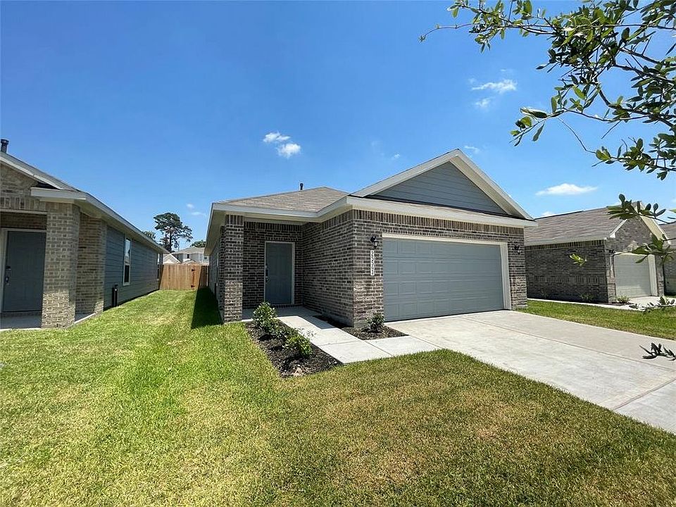 1st image of 25541 Northpark Palm Dr