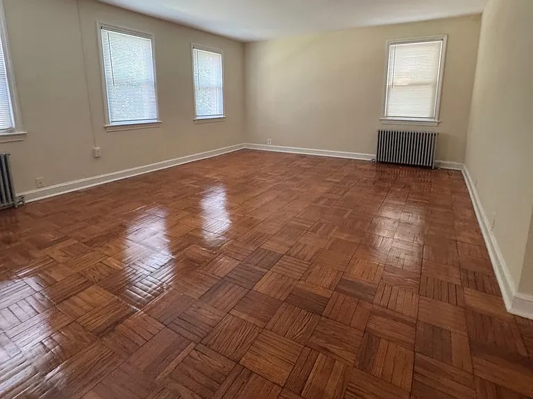 319 Anacostia Rd SE — Photo 7