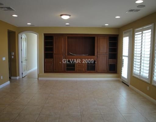 5th image of 604 Chervil Valley Dr