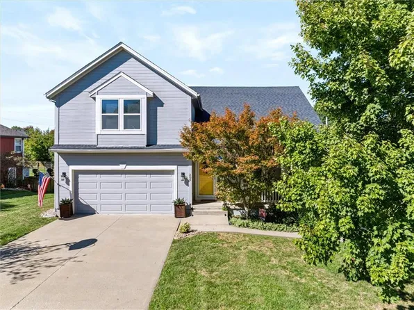 204 Amy St, Harrisonville, MO 64701