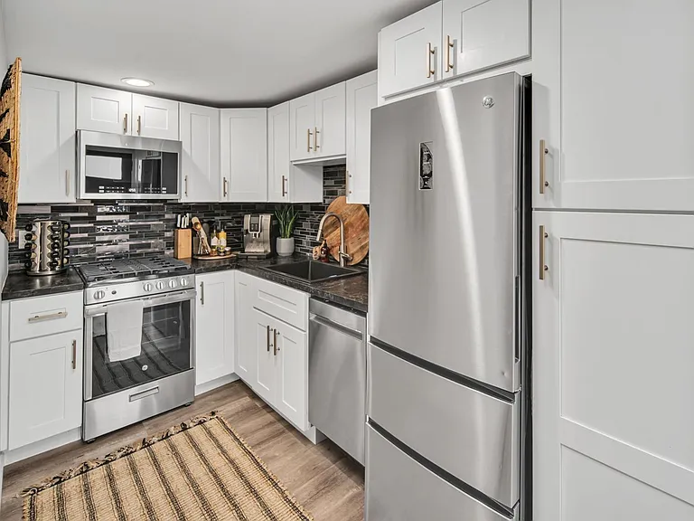 437 Alameda Blv-ADU — Photo 8