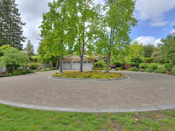 3rd image of 27925 Roble Blanco Dr