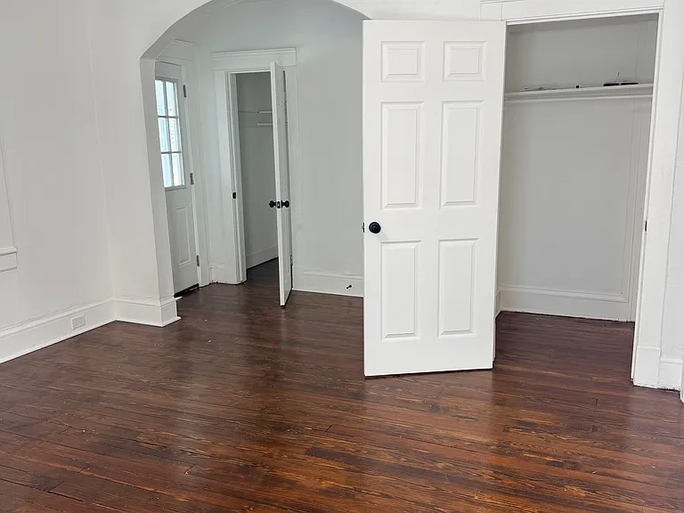 105 Bridgeport Ave #2 — Photo 15