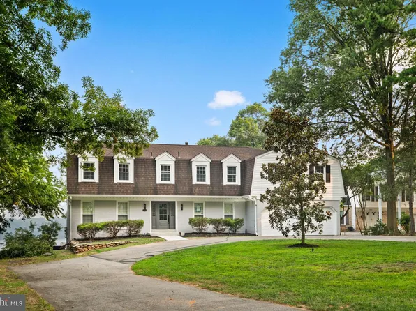 9913 Indian Queen Point Rd, Fort Washington, MD 20744