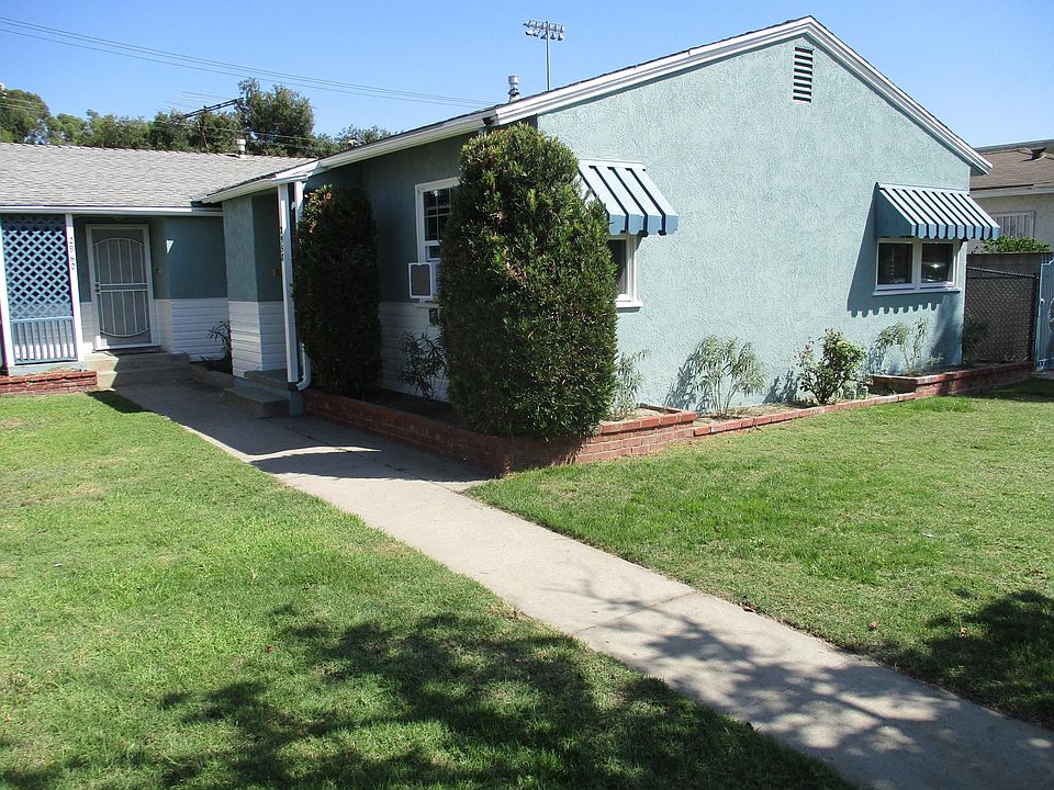 Front of 2958 Pacific