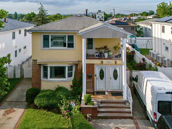 27 Bascom Place image 2 of 25