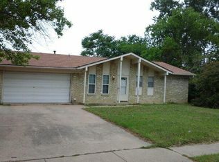 2301 Lake By Dr, Irving, TX 75060