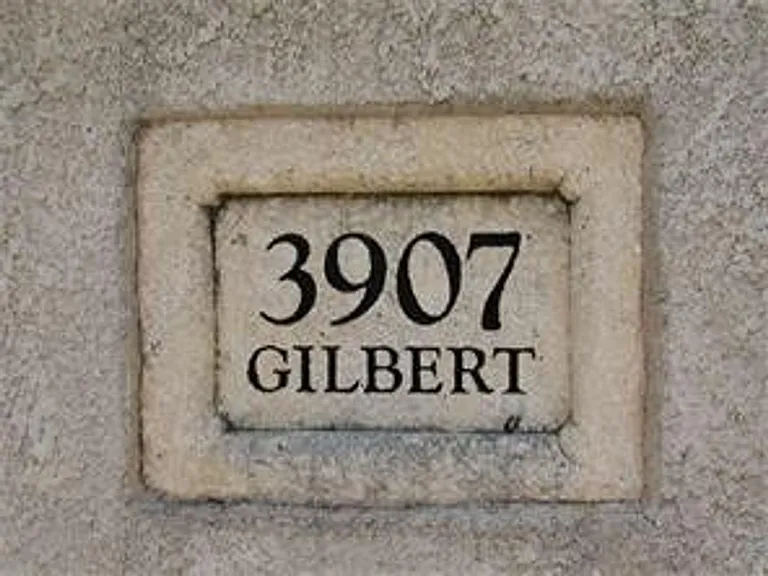 3907 Gilbert Ave — Photo 20