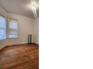 715 W Garfield Blvd #1, Chicago, IL 60621