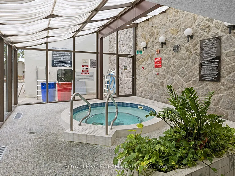 1500 Riverside Dr #2408 — Photo 34