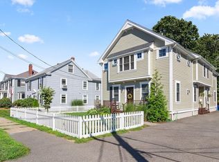 8 Sylvan St #A, Danvers, MA 01923