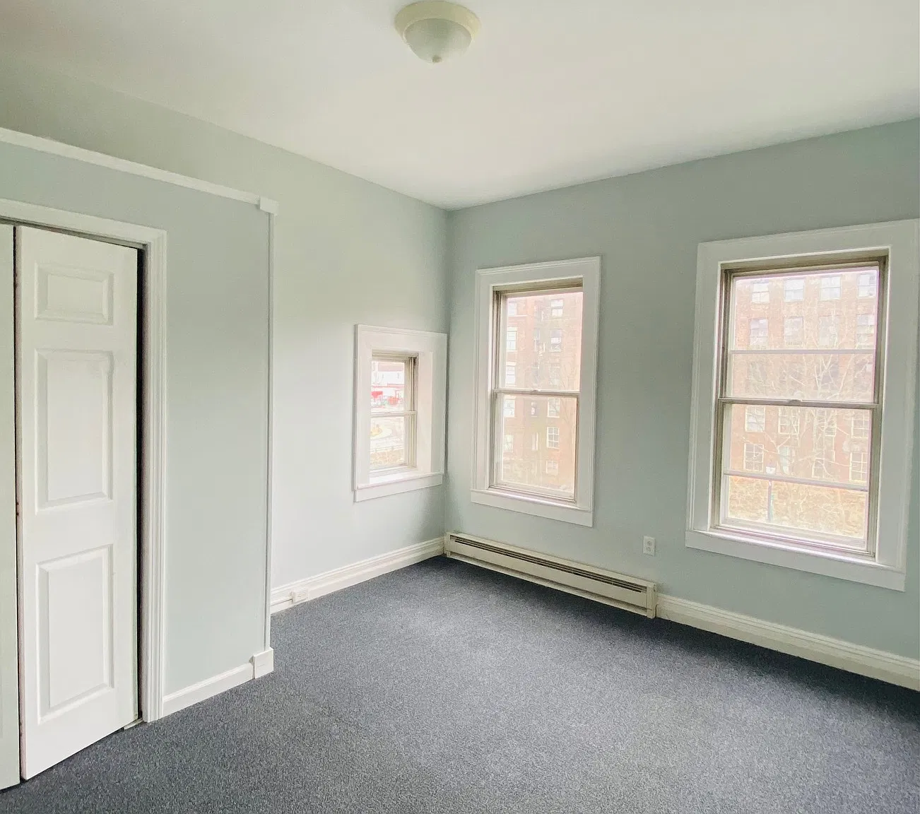 420 Main St — Photo 3