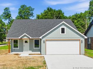 724 S Muskogee St, Sapulpa, OK 74066