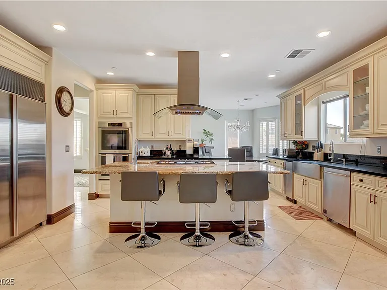 3541 Winter Wren St — Photo 15