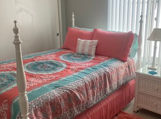 1312 Lakeside Ln, Huntington Beach, CA 92648