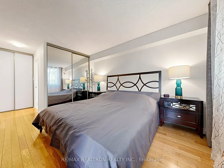 326 Major Mackenzie Dr E #307 — Photo 24