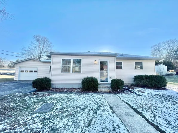 1708 Clayton St, Valparaiso, IN 46383