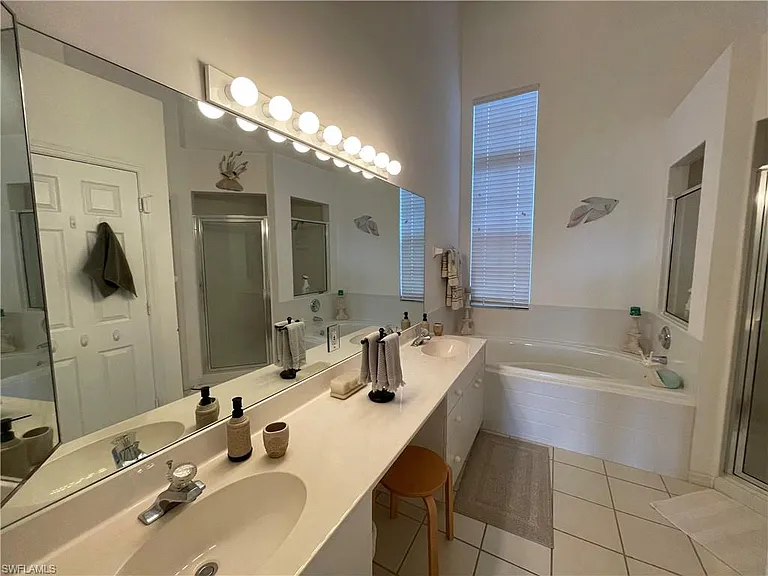 25232 Pelican Creek Cir #202 — Photo 16