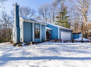 27 Walden Dr, South Easton, MA 02375