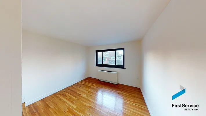 Rented by FirstService Realty (legacy) | media 7