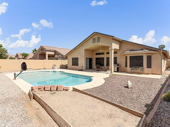 2nd image of 8620 W Mohave St