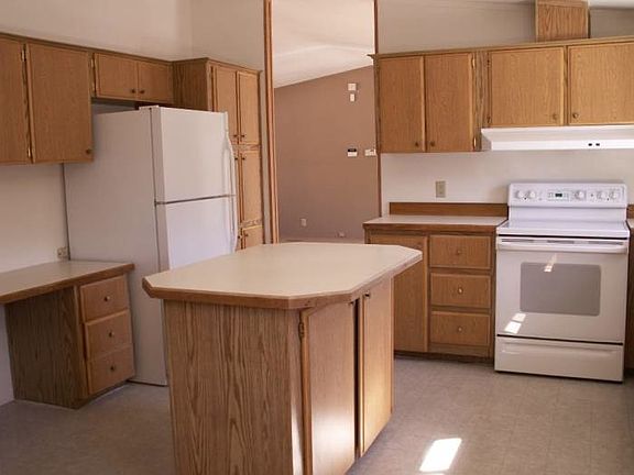3rd image of 6741 Scorpio Ln NE