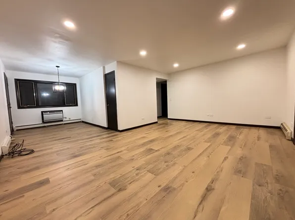 4830 N Linder Ave APT 2B, Chicago, IL 60630