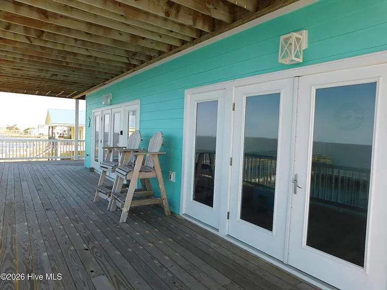 142 S Ferry Dock Rd #C — Photo 15