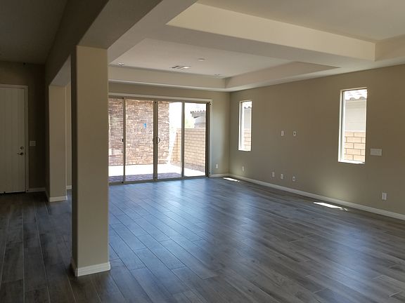 5th image of 245 Castellari Dr
