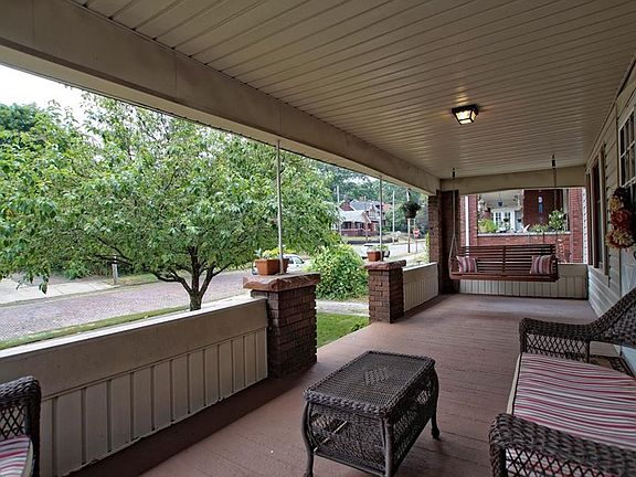 3rd image of 213 Oakdale Ave